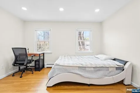 82 Van Horn Street Demarest NJ 07627