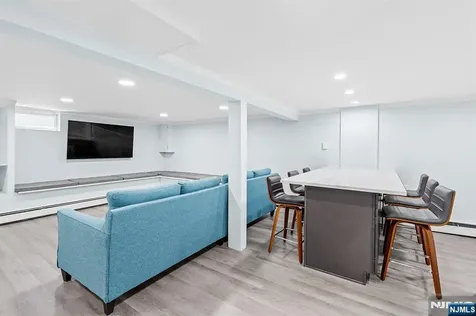 82 Van Horn Street Demarest NJ 07627