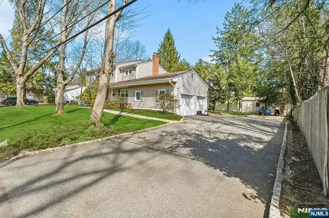 82 Van Horn Street Demarest NJ 07627