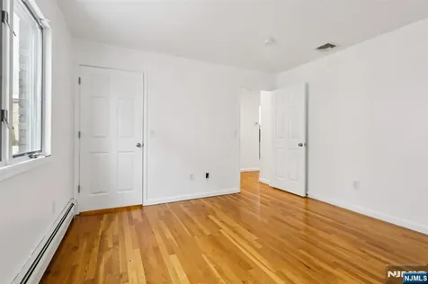 691 Hamilton Avenue Ridgefield NJ 07657