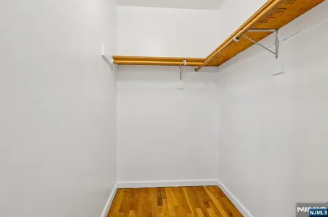 691 Hamilton Avenue Ridgefield NJ 07657