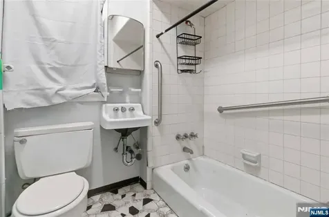 36 Edison Street Bloomfield NJ 07003