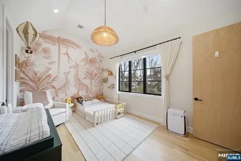 187 Hudson Avenue Tenafly NJ 07670