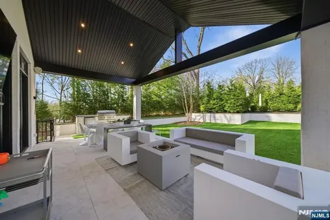 187 Hudson Avenue Tenafly NJ 07670