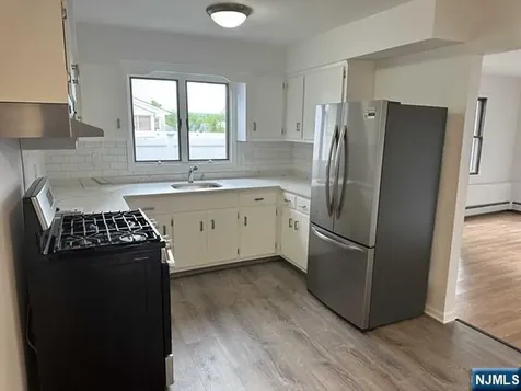 41 Kipp Avenue Elmwood Park NJ 07407