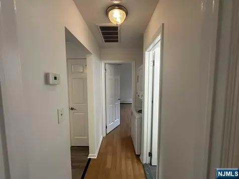 41 Kipp Avenue Elmwood Park NJ 07407
