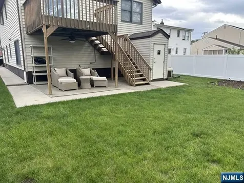 41 Kipp Avenue Elmwood Park NJ 07407