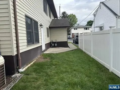 41 Kipp Avenue Elmwood Park NJ 07407