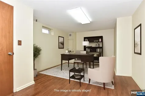 7 Jefferson Place Wayne NJ 07470