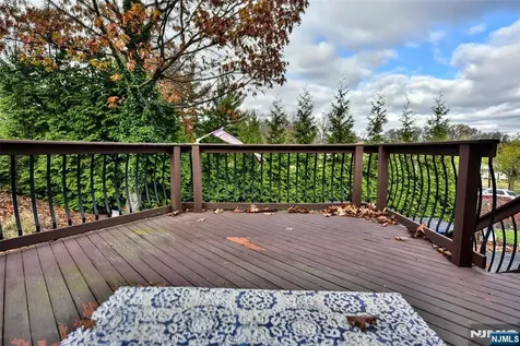 7 Jefferson Place Wayne NJ 07470