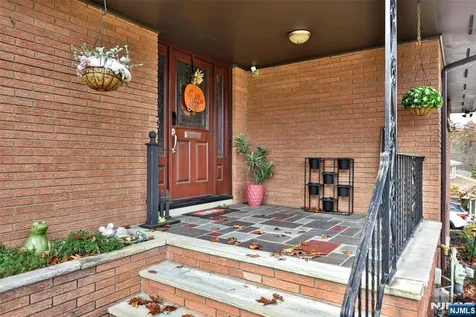 7 Jefferson Place Wayne NJ 07470