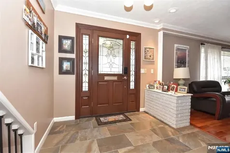 7 Jefferson Place Wayne NJ 07470