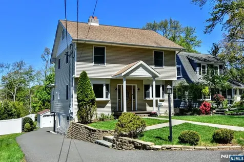 23 Airmount Avenue Ramsey NJ 07446