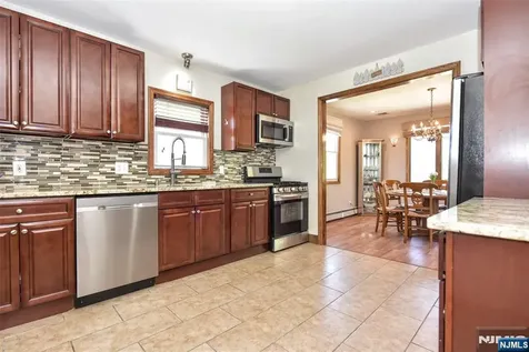 23 Airmount Avenue Ramsey NJ 07446