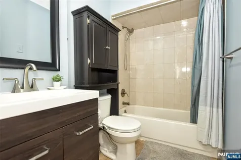 23 Airmount Avenue Ramsey NJ 07446