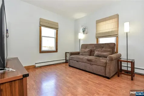 23 Airmount Avenue Ramsey NJ 07446