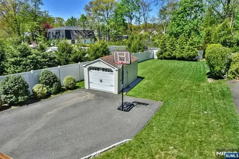 23 Airmount Avenue Ramsey NJ 07446