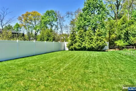23 Airmount Avenue Ramsey NJ 07446