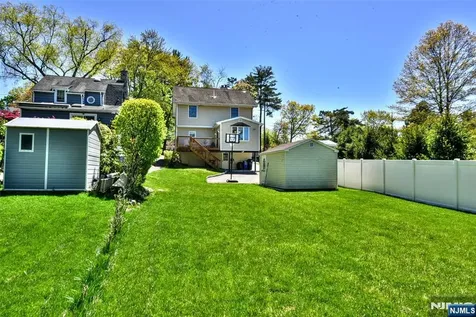 23 Airmount Avenue Ramsey NJ 07446