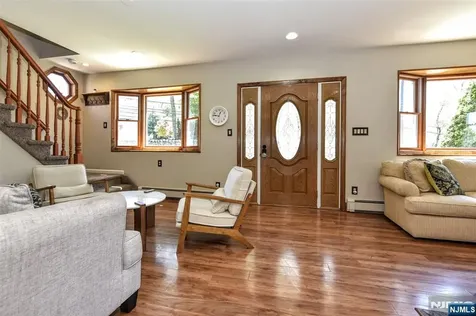 23 Airmount Avenue Ramsey NJ 07446