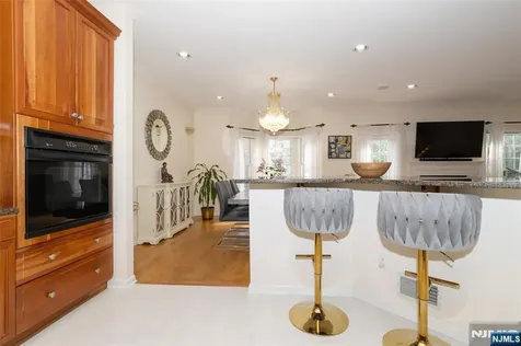 97 Winged Foot Drive Livingston NJ 07039