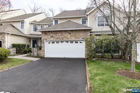 97 Winged Foot Drive Livingston NJ 07039