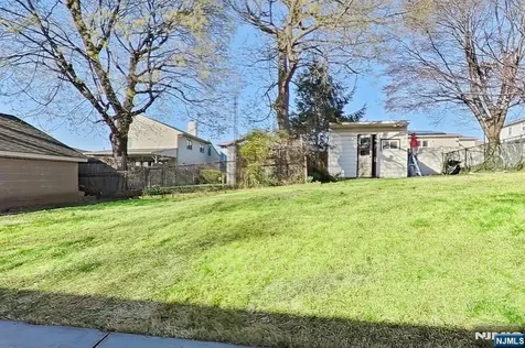 236-238 Crystal Street North Arlington NJ 07031