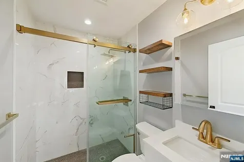 236-238 Crystal Street North Arlington NJ 07031