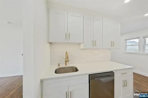 236-238 Crystal Street North Arlington NJ 07031