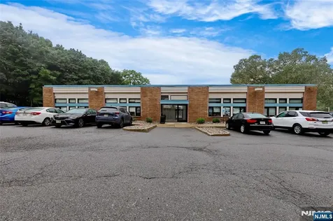 342 Hamburg Turnpike Wayne NJ 07470