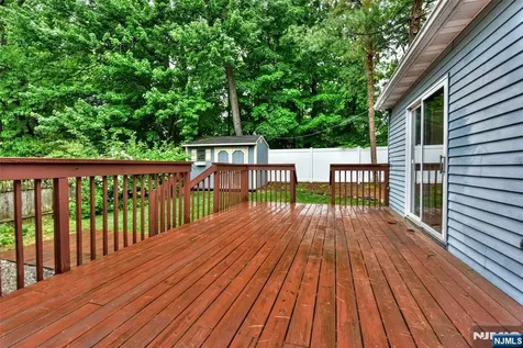 8 Royal Avenue Hawthorne NJ 07506
