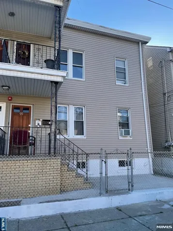 90-92 3rd Avenue Paterson NJ 07514