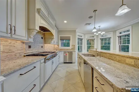 180 Chestnut Street Demarest NJ 07627