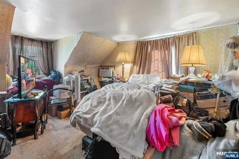 195 Emerson Avenue Paterson NJ 07502