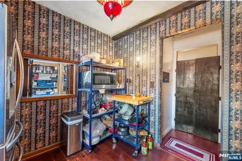 195 Emerson Avenue Paterson NJ 07502
