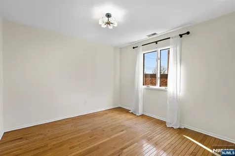 319 Gorge Road Cliffside Park NJ 07010