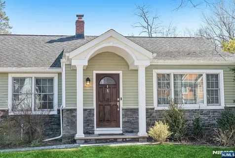 8 Prescott Road Ho-ho-kus NJ 07423