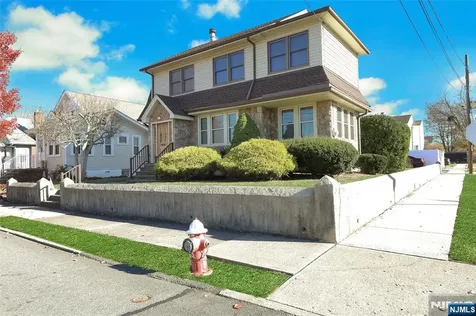 80 Garfield Place Totowa NJ 07512