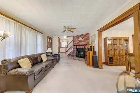 80 Garfield Place Totowa NJ 07512