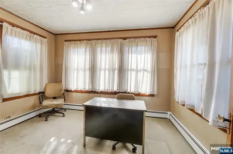 80 Garfield Place Totowa NJ 07512