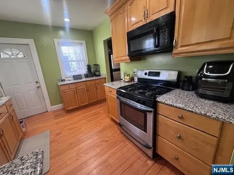 38 Emerson Street East Orange NJ 07018
