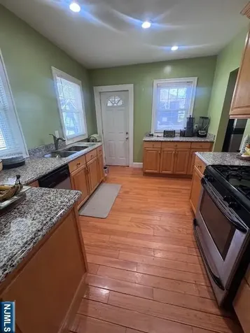 38 Emerson Street East Orange NJ 07018