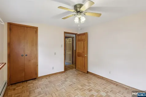 27 Jagoe Street Bergenfield NJ 07621