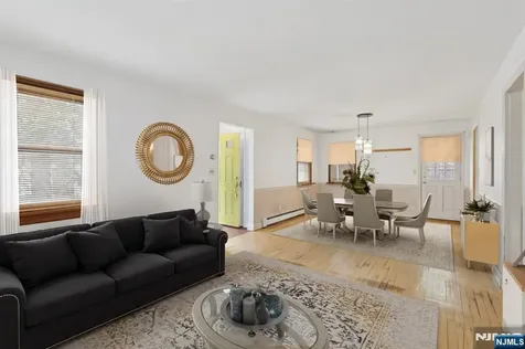 27 Jagoe Street Bergenfield NJ 07621