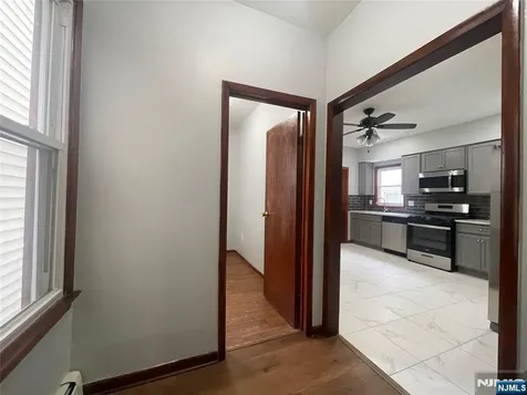 422 John Street East Newark NJ 07029