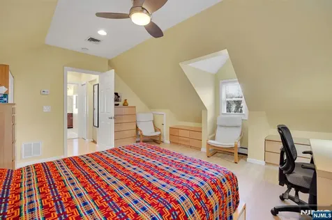 243 Donaldson Avenue Rutherford NJ 07070