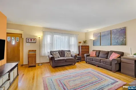 243 Donaldson Avenue Rutherford NJ 07070