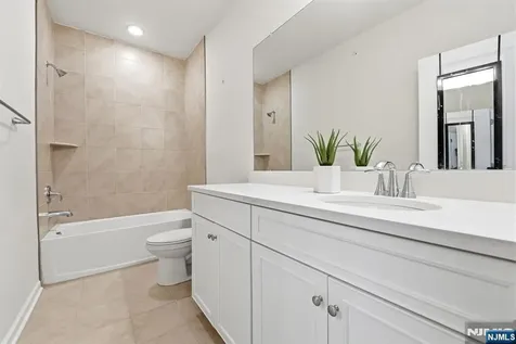3 Arnold Drive Wood Ridge NJ 07075