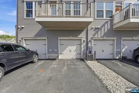 3 Arnold Drive Wood Ridge NJ 07075