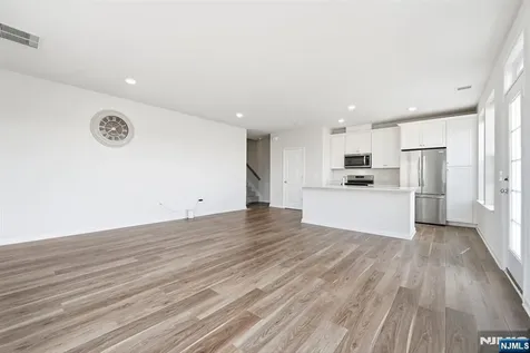 3 Arnold Drive Wood Ridge NJ 07075